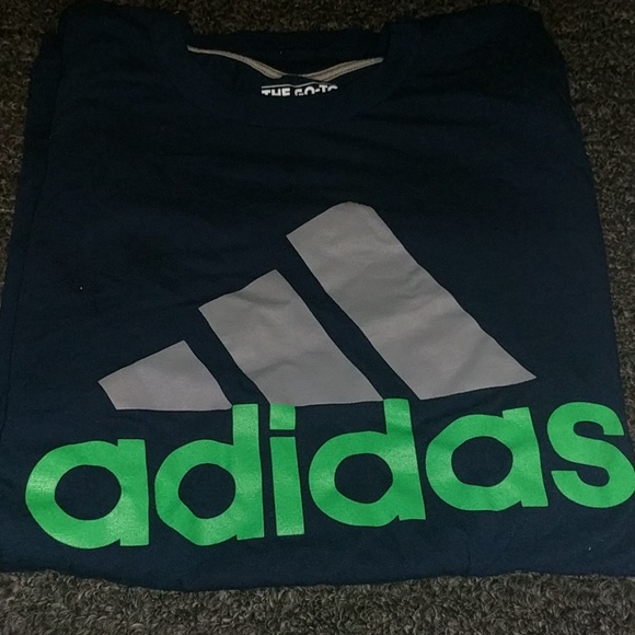 Pants/shirts - Picture 6 of 6